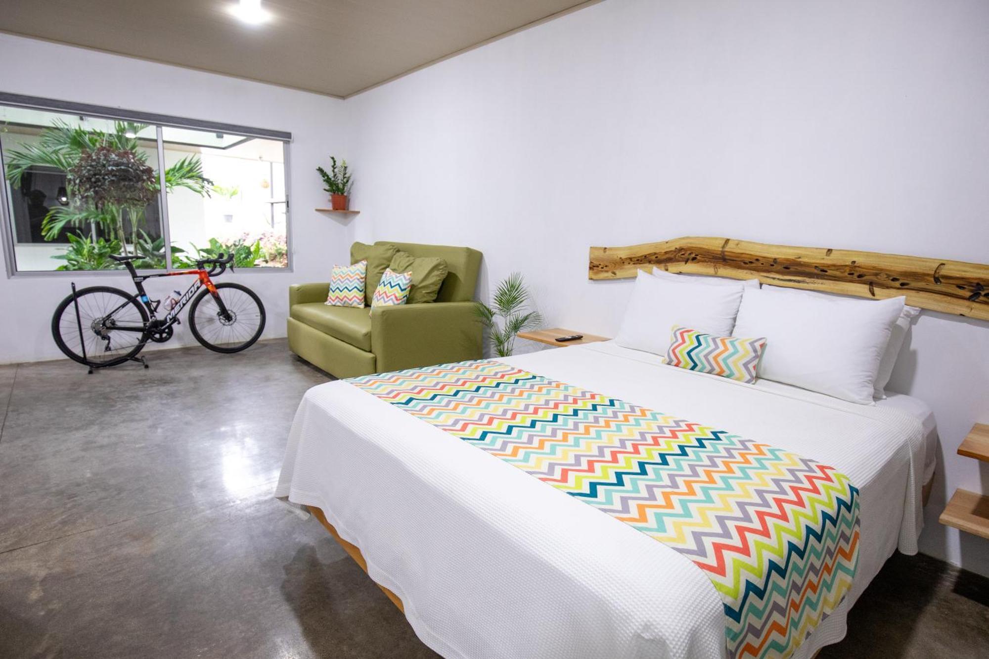 Nomad Living Cr Tarcoles Apartment Exterior photo